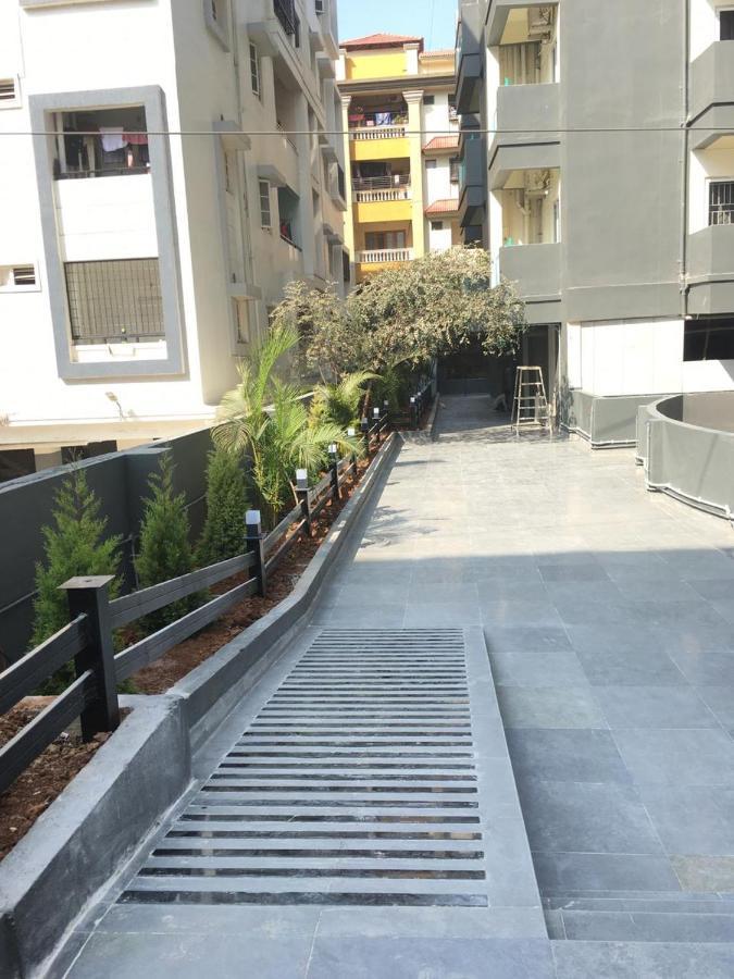 Rove By Boston Living Hostel Hyderabad Exterior photo