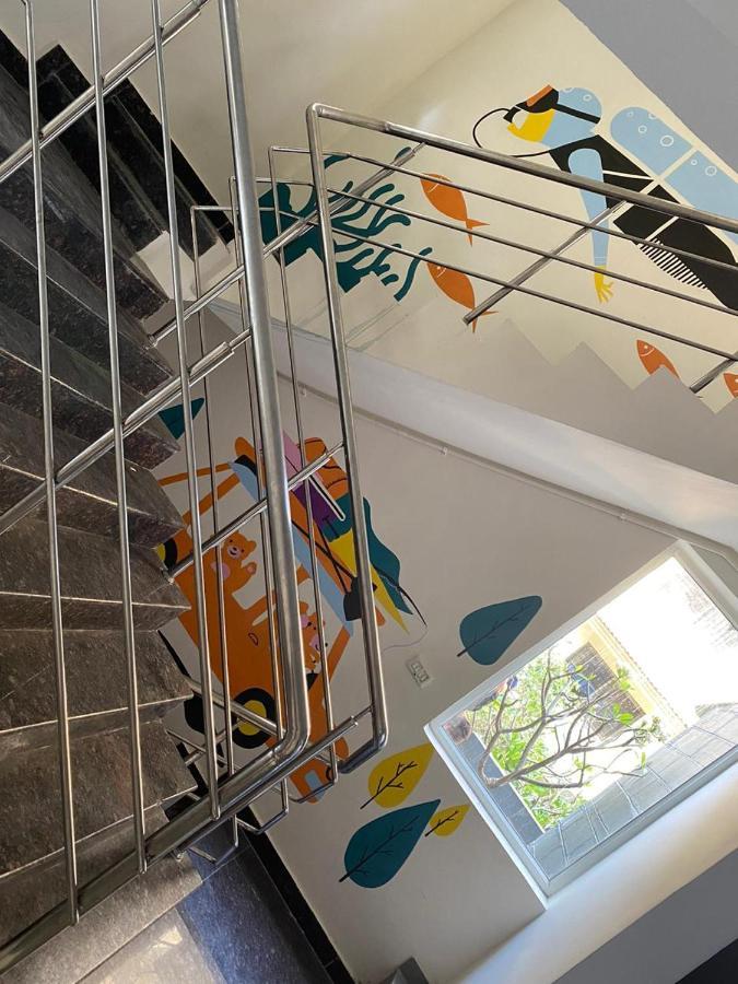 Rove By Boston Living Hostel Hyderabad Exterior photo