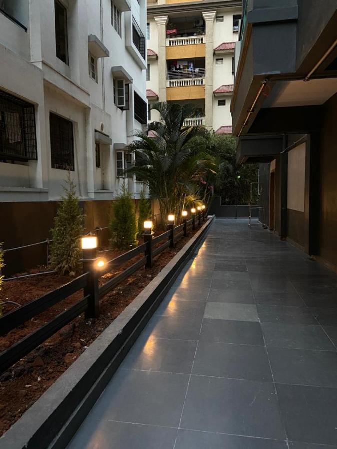 Rove By Boston Living Hostel Hyderabad Exterior photo